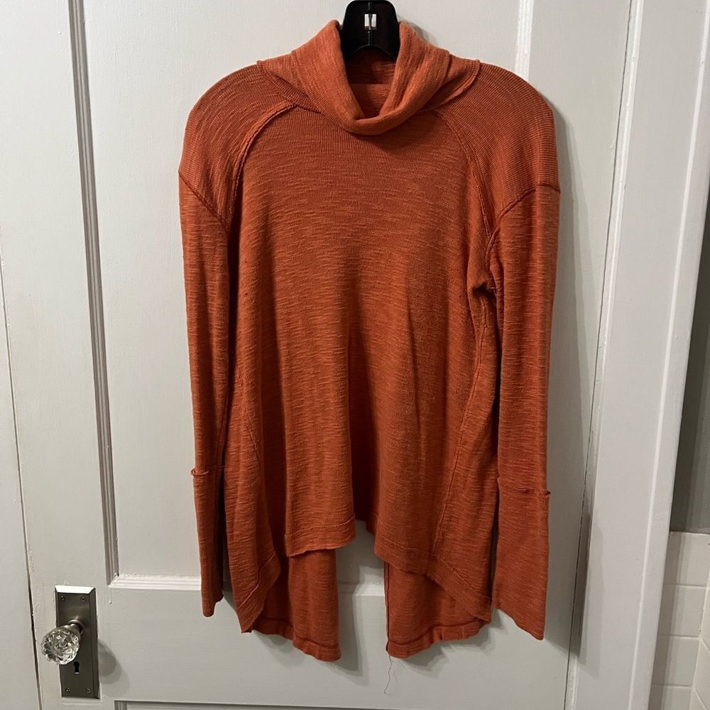 Free people long sleeved shirt